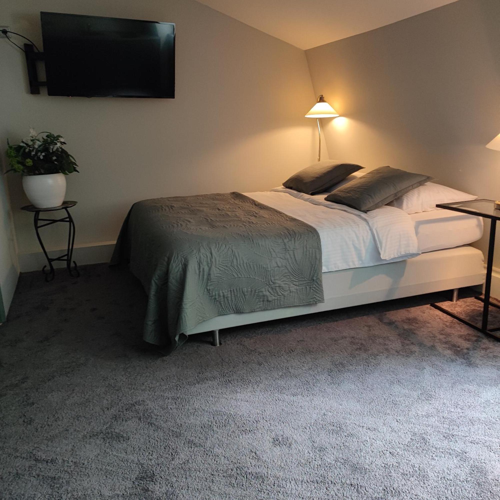 B&B Hotel Elselina Schiedam Εξωτερικό φωτογραφία