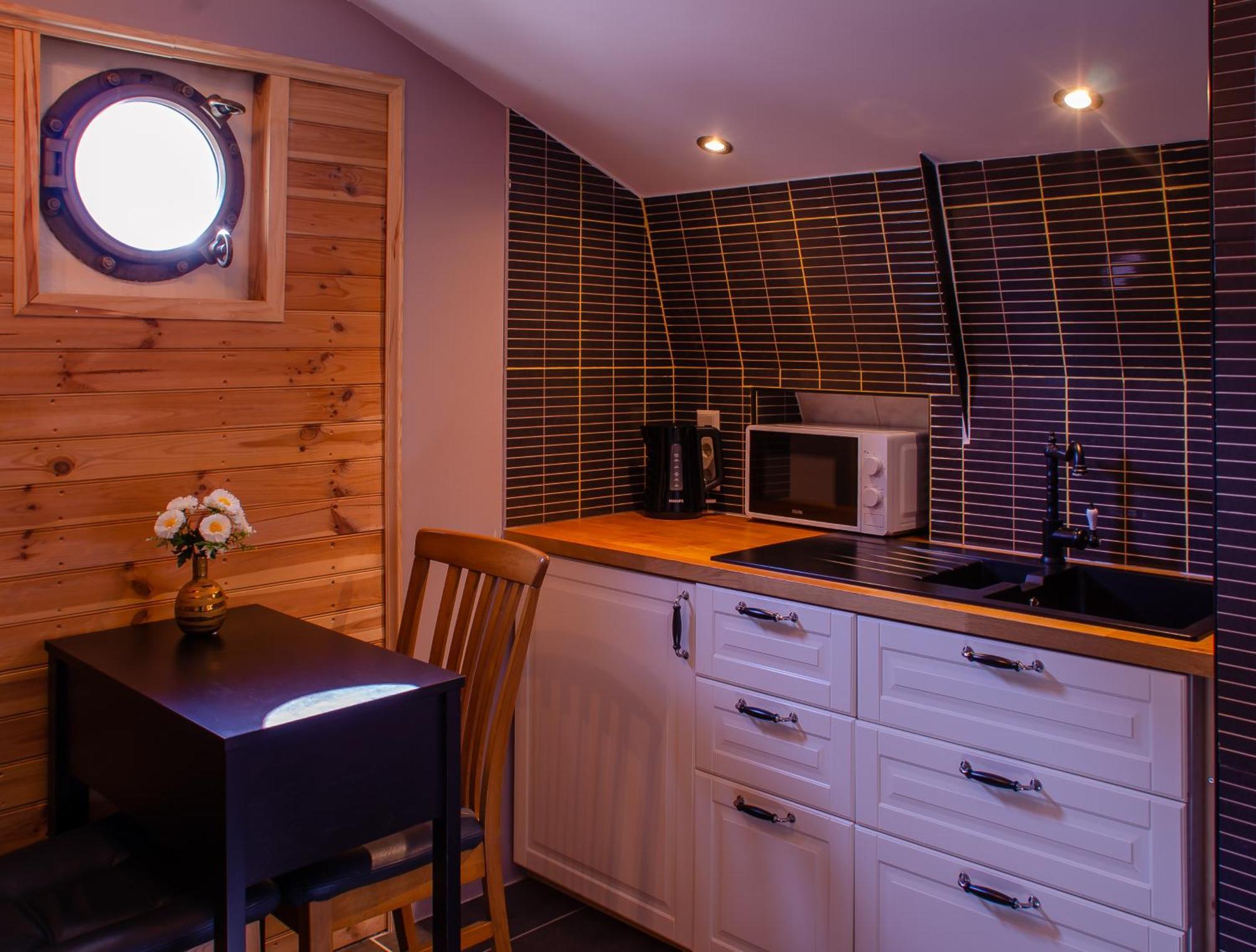 B&B Hotel Elselina Schiedam Εξωτερικό φωτογραφία